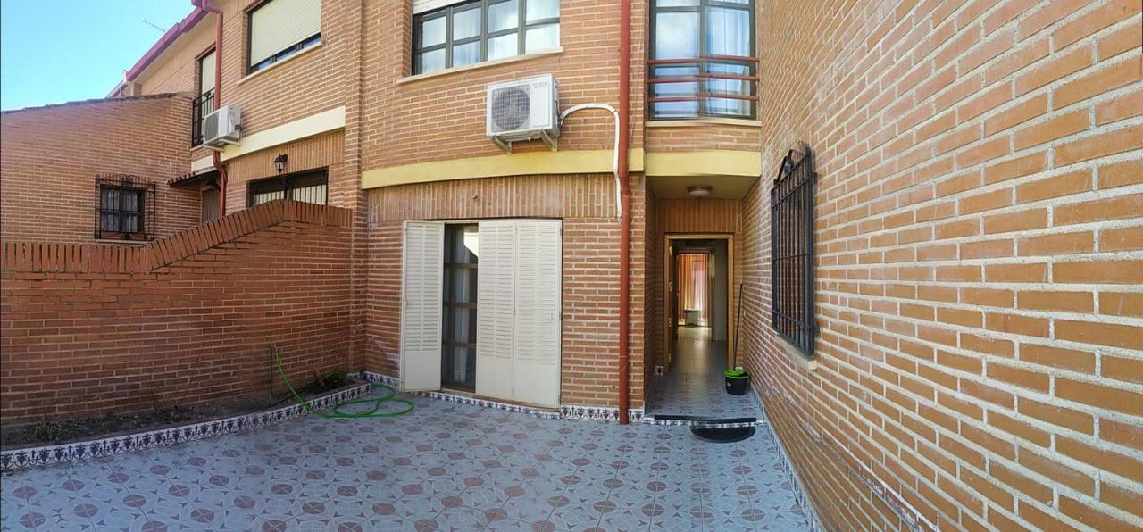 Habitacion Privada Familiar Toledo Exterior photo